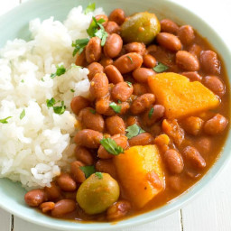 Puerto Rican Rice and Beans (Habichuelas Guisadas)