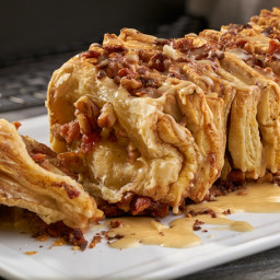 Pull-Apart Loaf with Maple Bacon