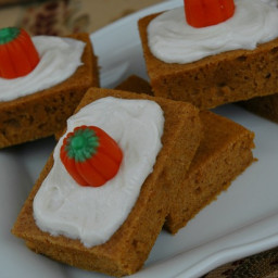 pumpkin-bars-with-cream-cheese-frosting-1750260.jpg