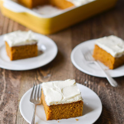 pumpkin-cake-with-cream-cheese-frosting-2505351.jpg