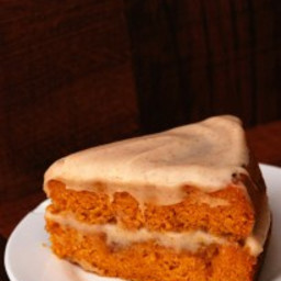 Pumpkin Cinna-Swirl Cake with Spiced Maple Cream Cheese Frosting (GF, Vegan