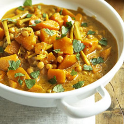 Pumpkin curry with chickpeas