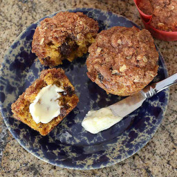 Pumpkin Oat Muffins with Dates