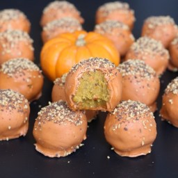 Pumpkin Spice Cake Balls