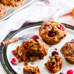 pumpkin-spice-cranberry-muffins-2029541.jpg