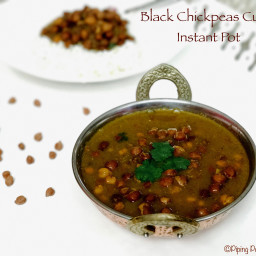 Punjabi Kala Chana / Black Chickpeas Curry - Instant Pot Pressure Cooker