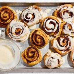 Quick and Easy Cinnamon Buns