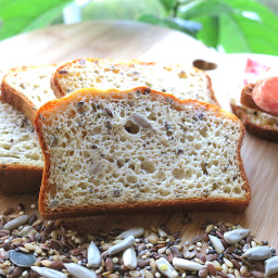 QUICK and EASY KETO LOW CARB SEEDED PROTEIN BREAD