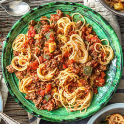 Quick Beef Ragù Spaghetti with Zucchini and Italian Seasonings