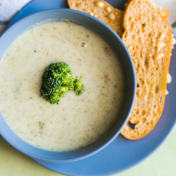 Quick Creamy Broccoli Soup