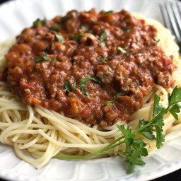 Quick & Easy Spaghetti Bolognese {Meat sauce}