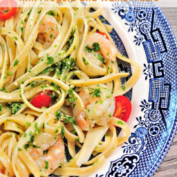 Quick Shrimp Pasta with Arugula and Walnut Pesto Recipe