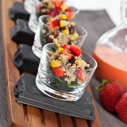 quinoa-black-bean-and-strawberry-salad-2243910.png