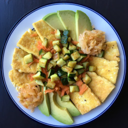 quinoa-bowl-with-crispy-tofu-v-0ca46f.jpg