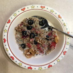 quinoa-breakfast-cereal-d2cb6270ba77b5c0d04f128c.jpg