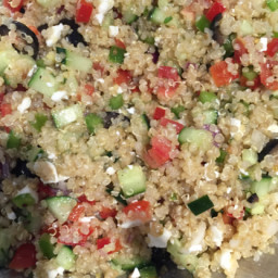 quinoa-greek-salad-2167574.jpg