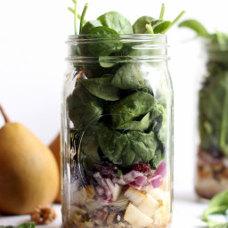 Quinoa, Pear and Spinach Salad in a Jar
