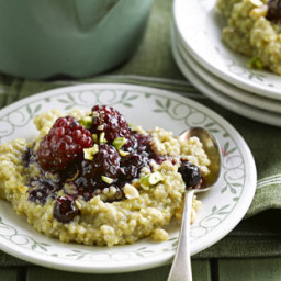 Quinoa porridge with blackberries recipe