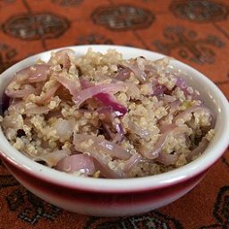 quinoa-with-carmelized-onions-2.jpg