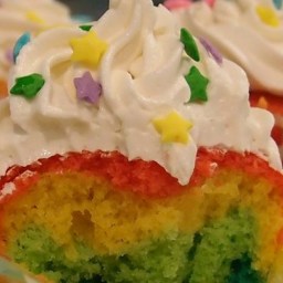 rainbow-cupcakes-ce0c68.jpg