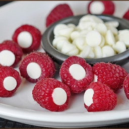 rasberries-with-chocolate-inside-th.jpg