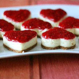 raspberry-cheesecake-bars-2156708.jpg