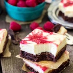 raspberry-cheesecake-brownies-2959837.jpg