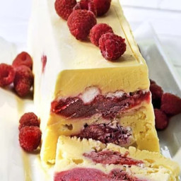 Raspberry meringue ice-cream cake