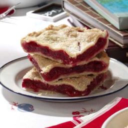 raspberry-pie-squares-recipe-1467140.jpg