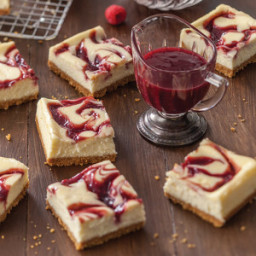 raspberry-swirl-cheesecake-bars-2350173.jpg