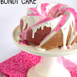 raspberry-vanilla-pink-ombre-bundt-cake-1295884.jpg
