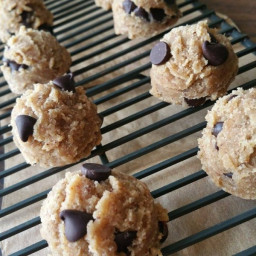 Ready-To-Eat Raw Chocolate Chip Cookie Dough Bites