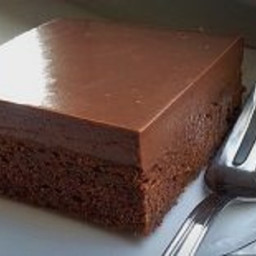 Real Chocolate Cake