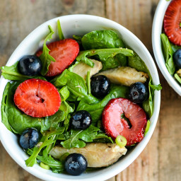 Recipe: Gourmet greens and berry salad