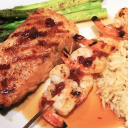Red Lobster Maple-Glazed Salmon and Shrimp