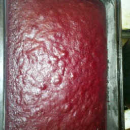 red-velvet-cake-and-cream-cheese-fr-4.jpg