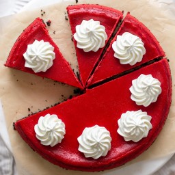 Red Velvet Cheesecake (with Oreo Crust)