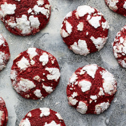 red-velvet-crinkle-cookies-2549396.jpg