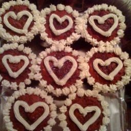 red-velvet-cupcakes-2.jpg