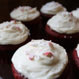 Red Velvet Cupcakes With White Chocolate Peppermint Cream Cheese Frosting