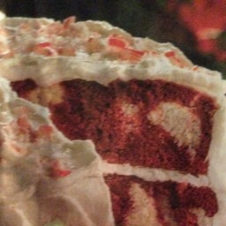 Red Velvet-Peppermint Cake