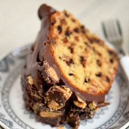Reese's Peanut Butter Chocolate Chip Pound Cake