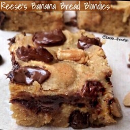REESE'S Banana Bread Blondies!