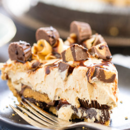 Reese's Cup No Bake Peanut Butter Pie Recipe