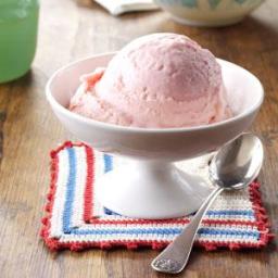 Refreshing Rhubarb Ice Cream Recipe