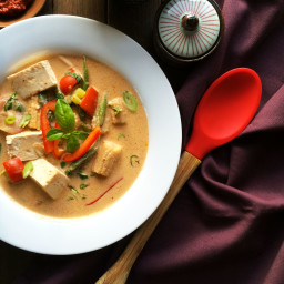 restaurant style vegan red thai curry