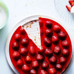 Retro Strawberries-and-Cream Pretzel Tart