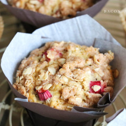 Rhubarb Oat Muffins with Cinnamon Butter Crumble