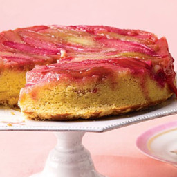 rhubarb-upside-down-cake-1624663.jpg