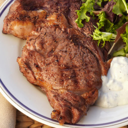 rib-eye-steaks-with-stilton-sauce-1707618.jpg